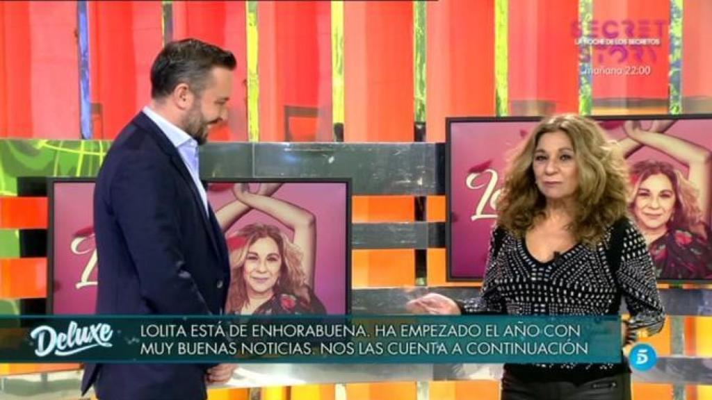 Kike Calleja presentado a Lolita Flores en 'Sábado Deluxe'.