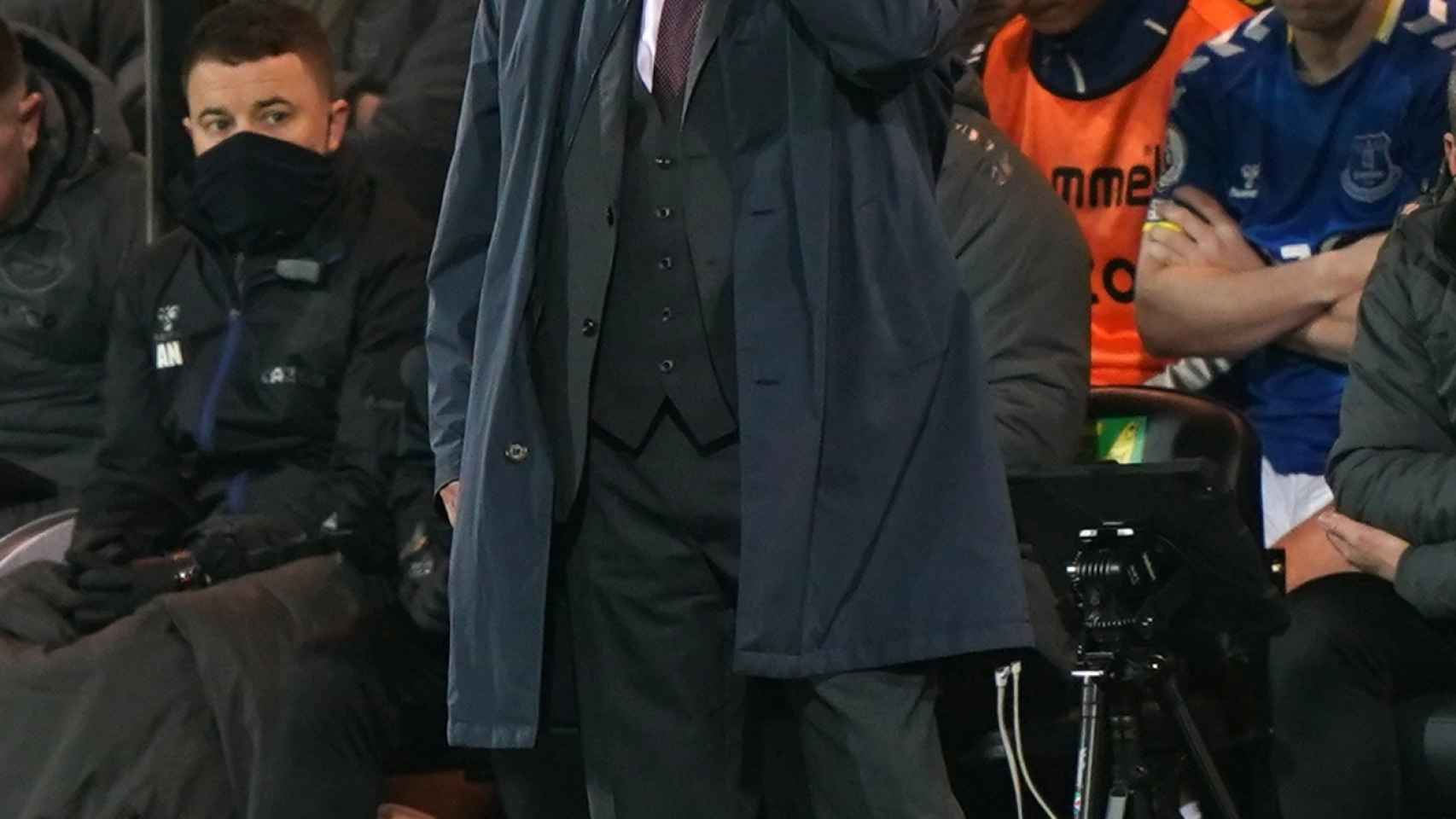 Rafa Benítez, en el banquillo del Everton.