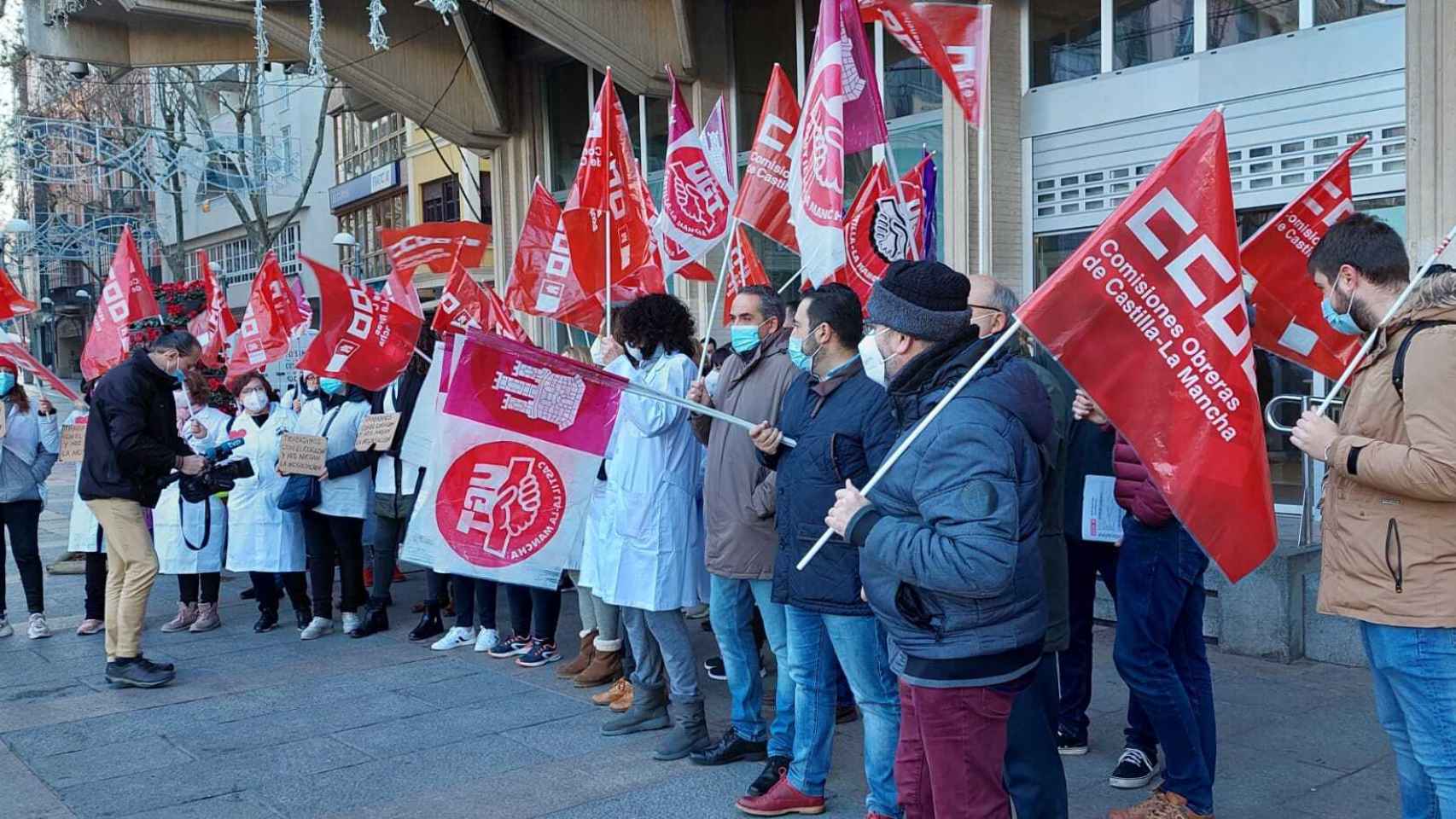 Concentración de las trabajadoras de Ayuda a Domicilio en Ciudad Real. Foto: CCOO
