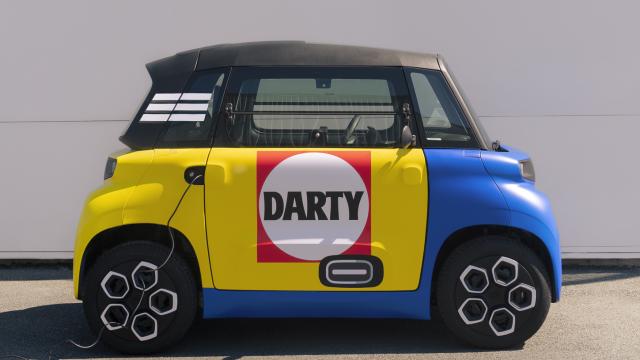 El Citroën Ami Cargo personalizado para la compañía Darty.