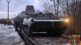 Tanques rusos llegan a Bielorrusia para las maniobras conjuntas 'Determinación aliada-2022'.