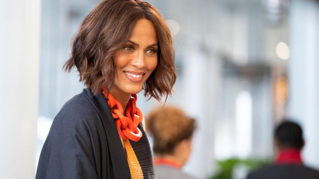 Nicole Ari Parker es Lisa.