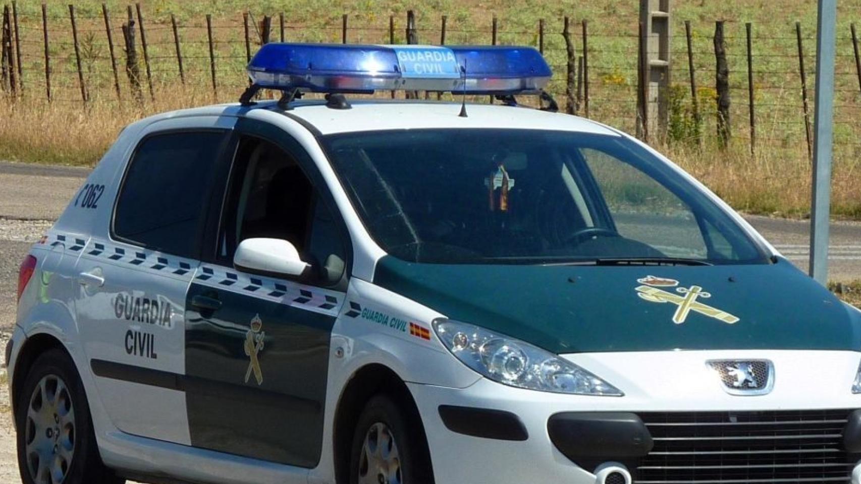 Un coche de la Guardia Civil