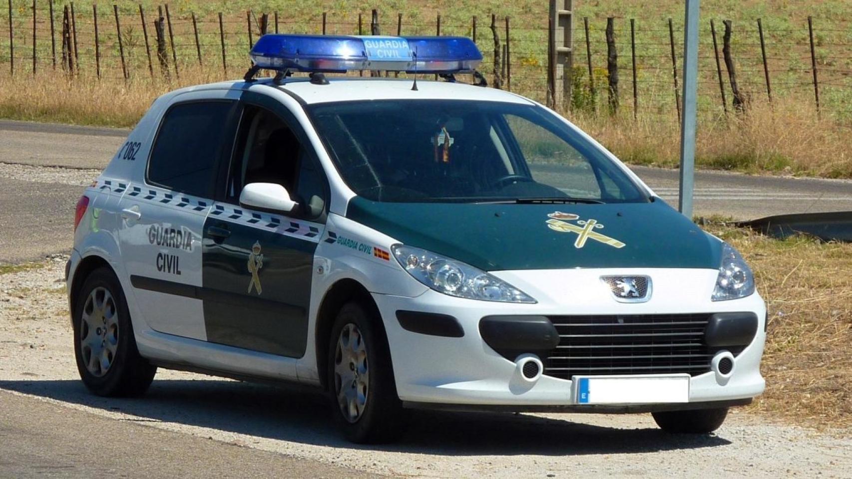 Un coche de la Guardia Civil