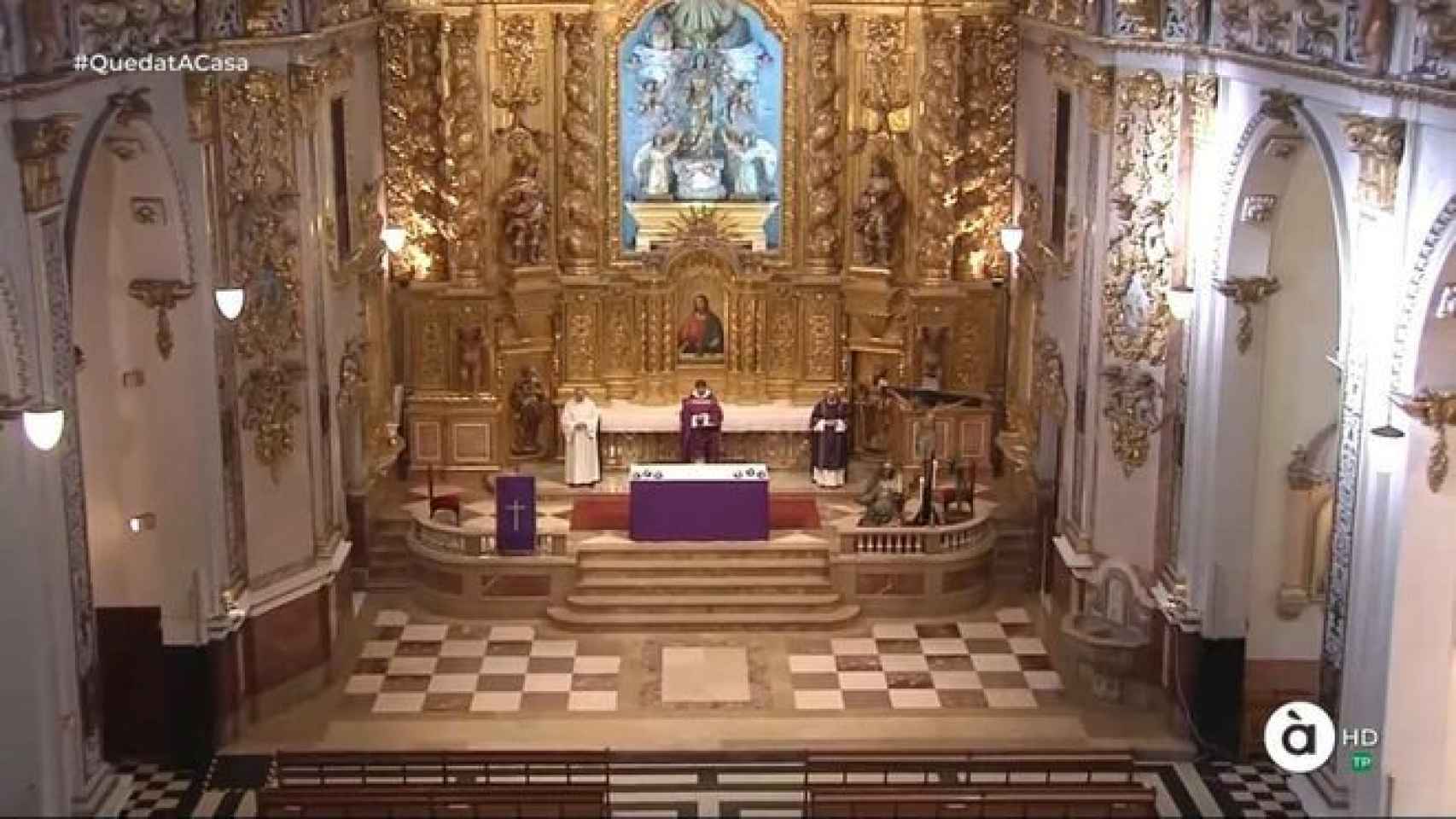 La Parroquia de la Asunción de Nuestra Señora de Torrent durante una retransmisión en À Punt.