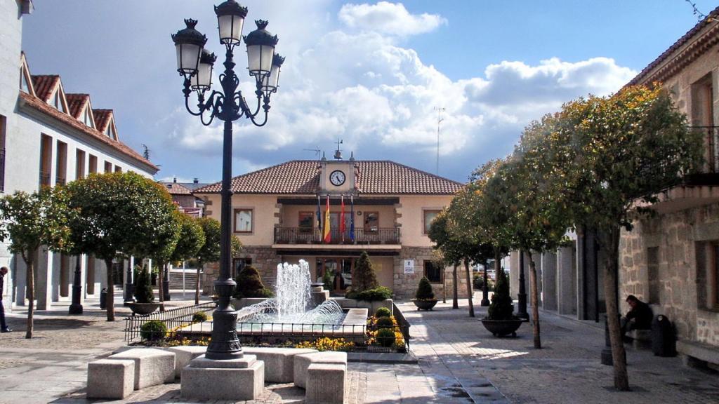 Plaza de la Constitución de Torrelodones.