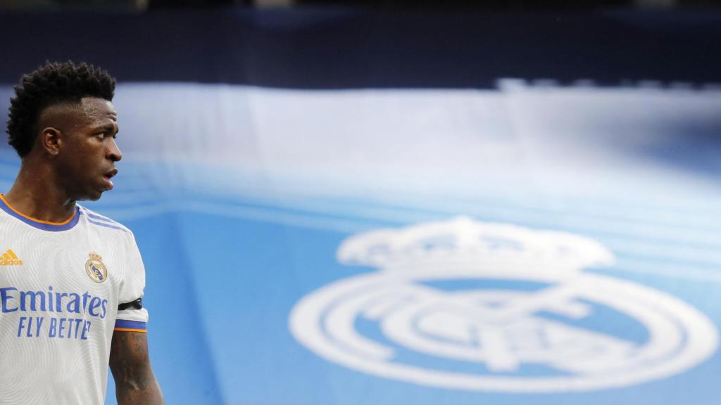 Vinicius, durante el partido frente al Elche en el Santiago Bernabéu