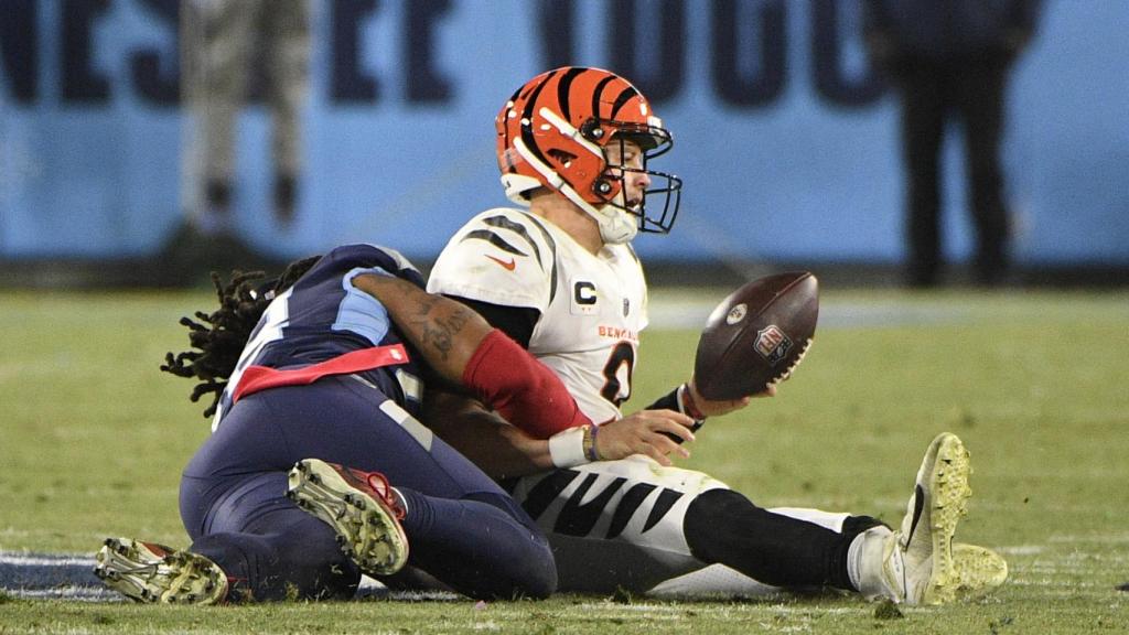 Joe Burrow, en el partido de ronda divisional ante Tennessee Titans.