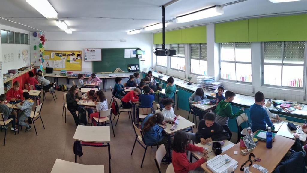 Los contagios por ómicron casi quintuplican las aulas confinadas en la Comunidad Valenciana.