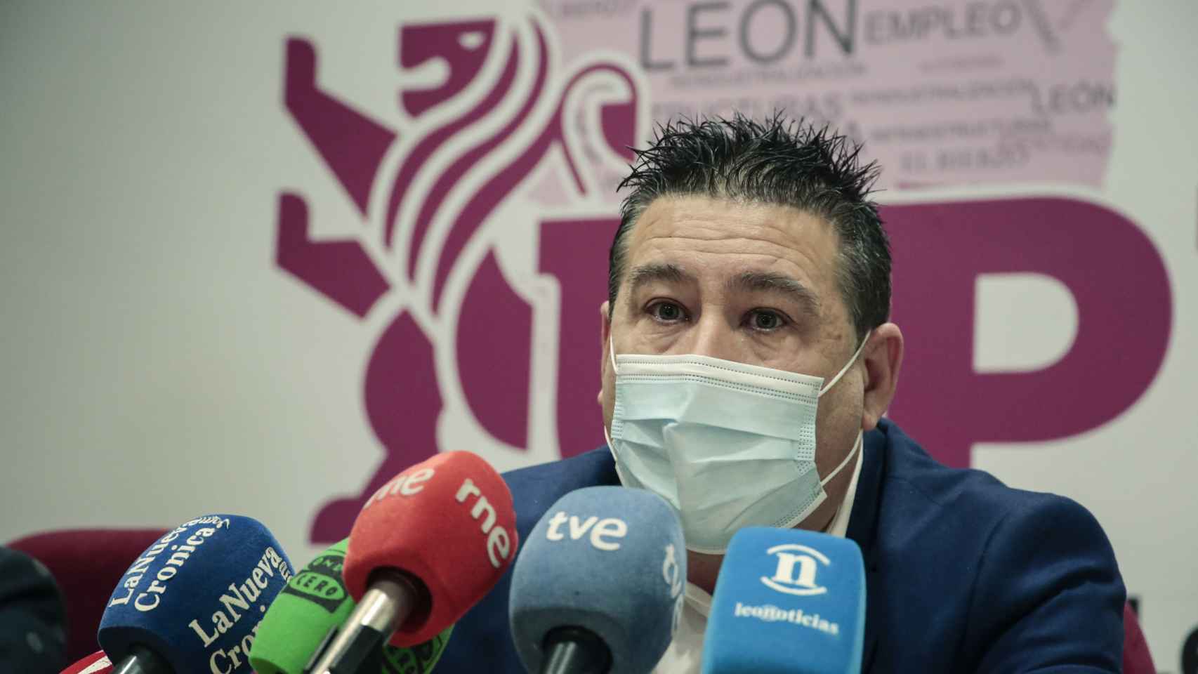 El candidato a las Cortes de Castilla y León, Luis Mariano Santos