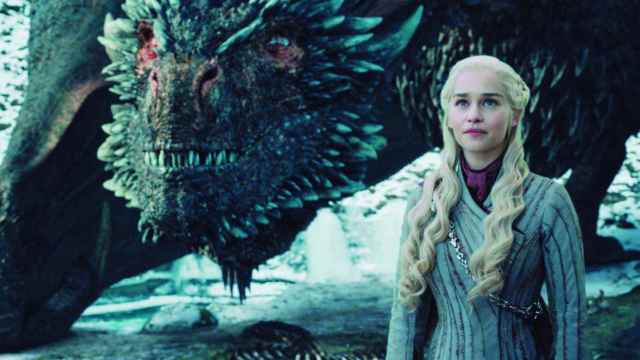 Daenerys Targaryen (Emilia Clarke) en uno de los momentos decisivos de la serie Juego de Tronos