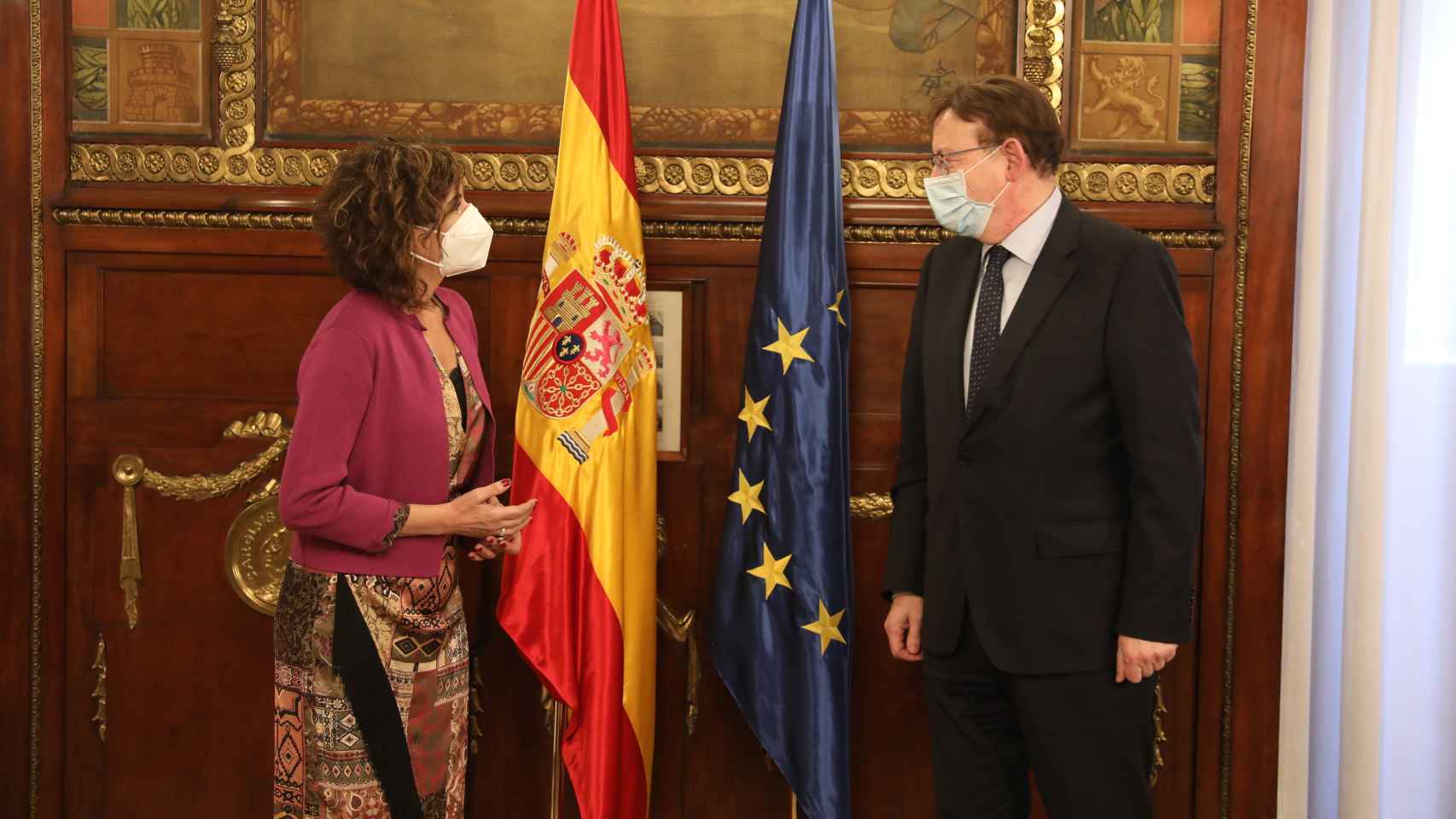 María Jesús Montero, ministra de Hacienda y Función Pública, y Ximo Puig, presidente de Comunidad Valenciana.