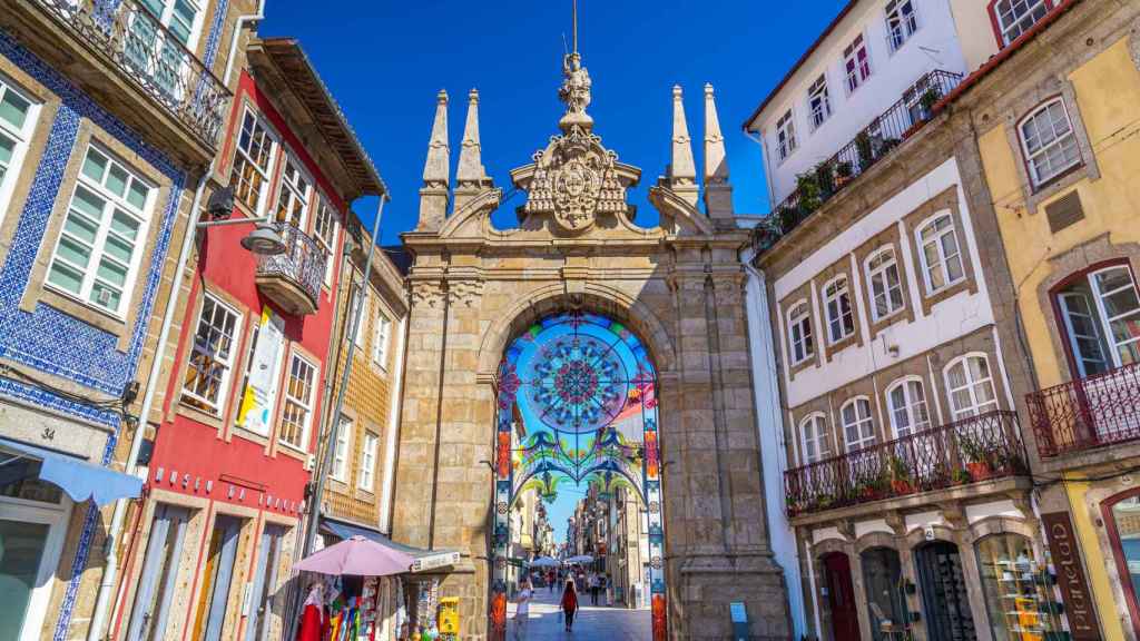 Arco da Porta Nova, en Braga (Portugal).