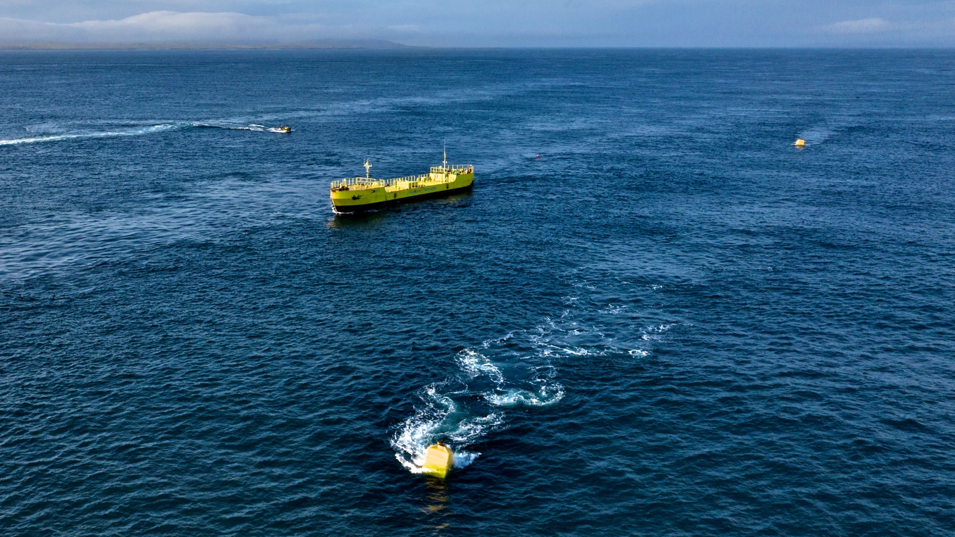 Plataforma ATIR, de Magallanes Renovables, frente a la costa Escocesa.