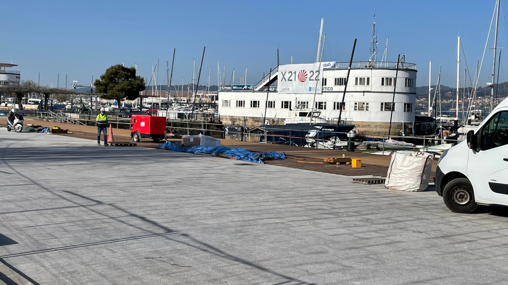 Obras en el paseo de As Avenidas. Foto: Treintayseis