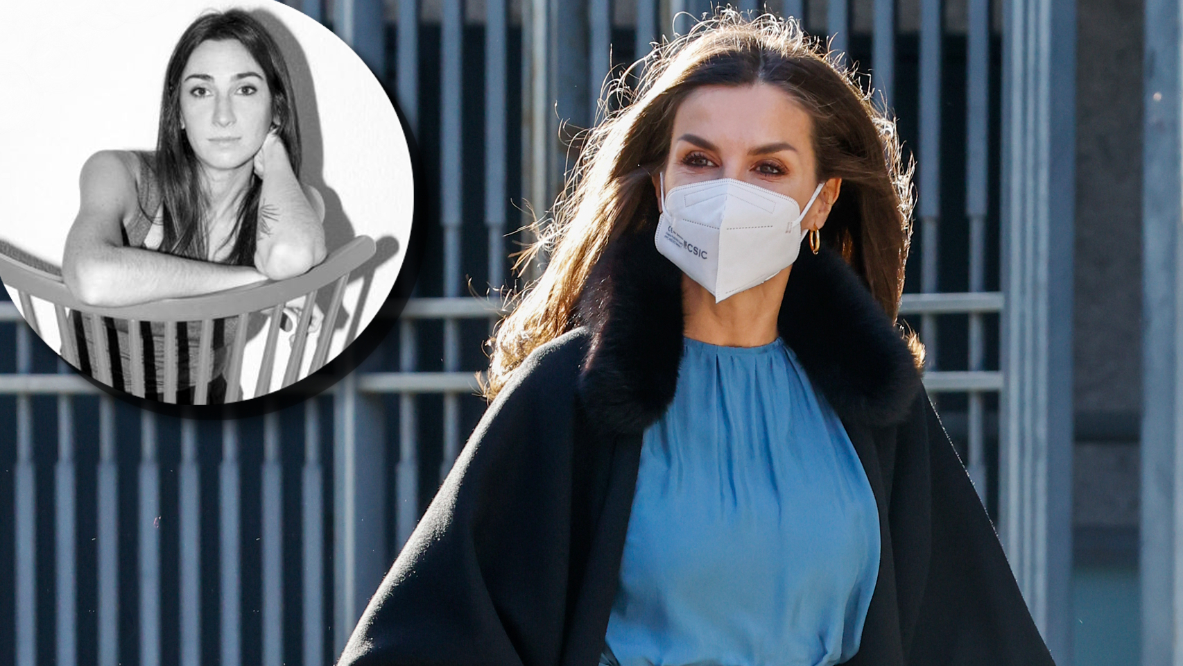 La reina Letizia con su nueva blusa azul, y Paula de Andrés, creadora de la pieza.