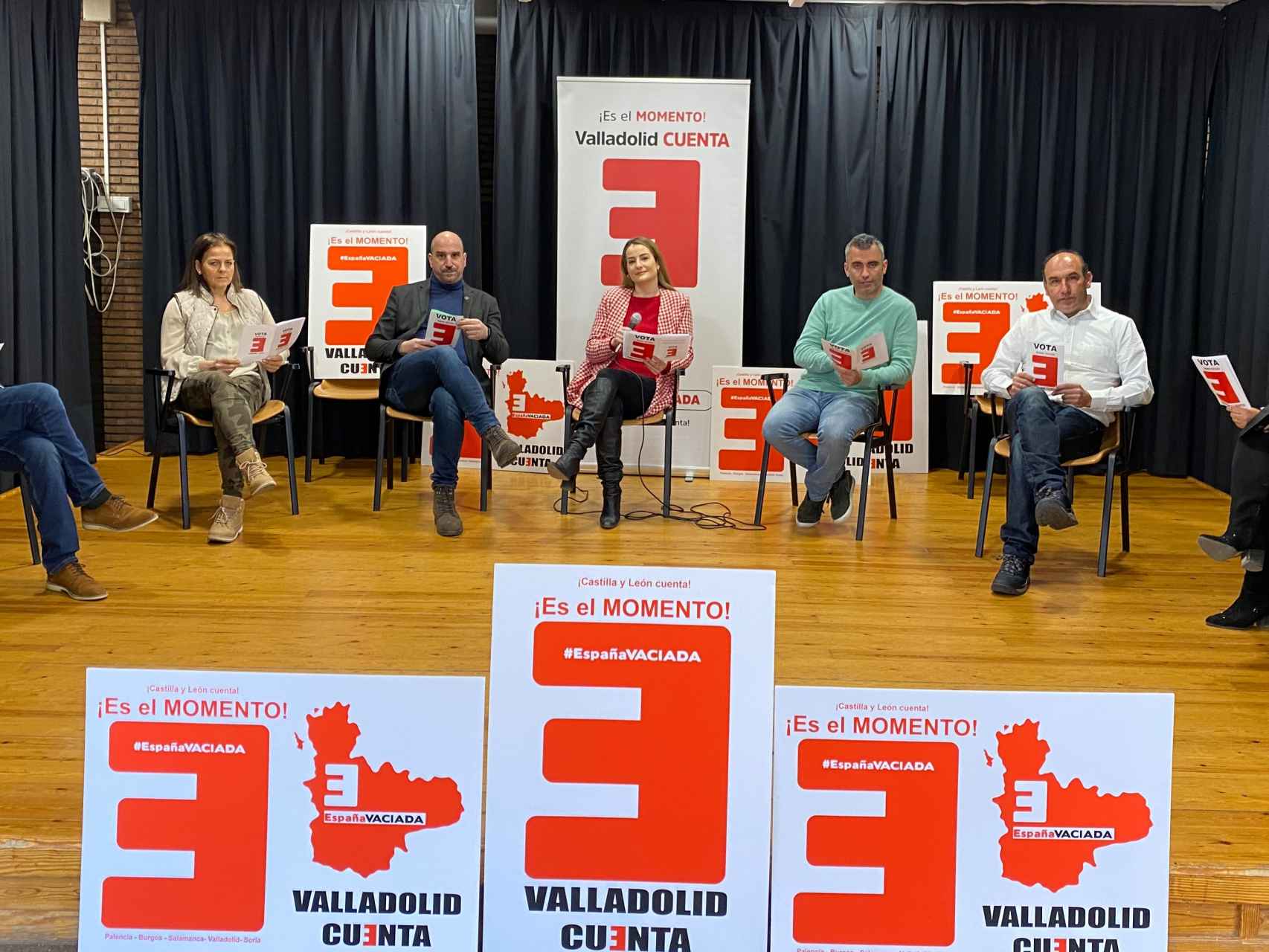 Foto del acto de España Vaciada Valladolid celebrado este sábado