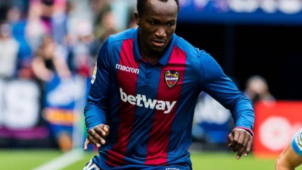 Raphael Dwamena, durante su etapa en el Levante.