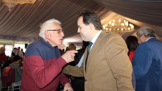 Santos Ballesteros con Paco Núñez. Foto: PP de Guadalajara