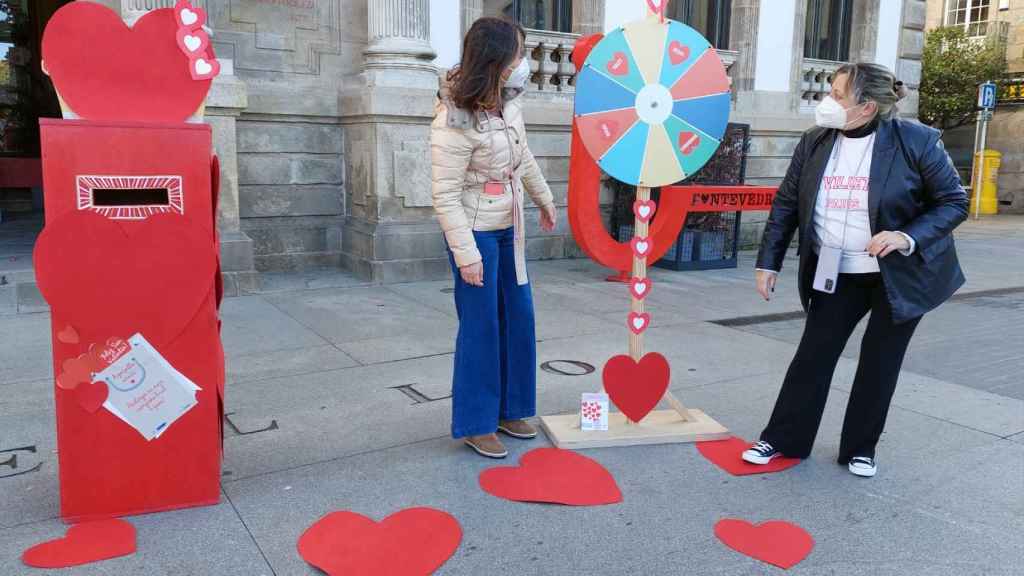 Yoya Blanco y Marga Caeiro, durante la presentación de la campaña.