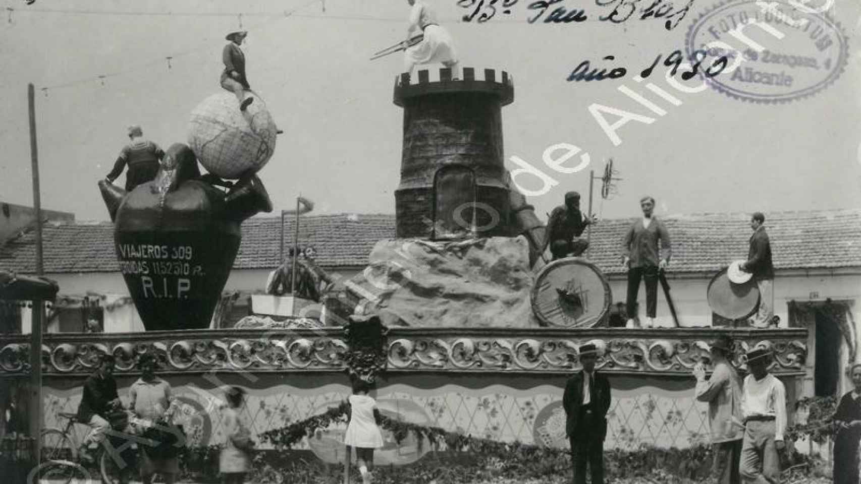 Hoguera de San Blas en 1930, Alicante.