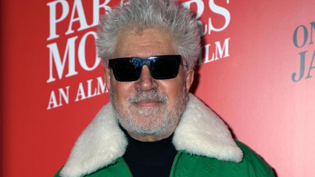 Almodóvar, en la premiere inglesa de 'Madres paralelas'.