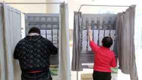 Cabina de votación en las elecciones