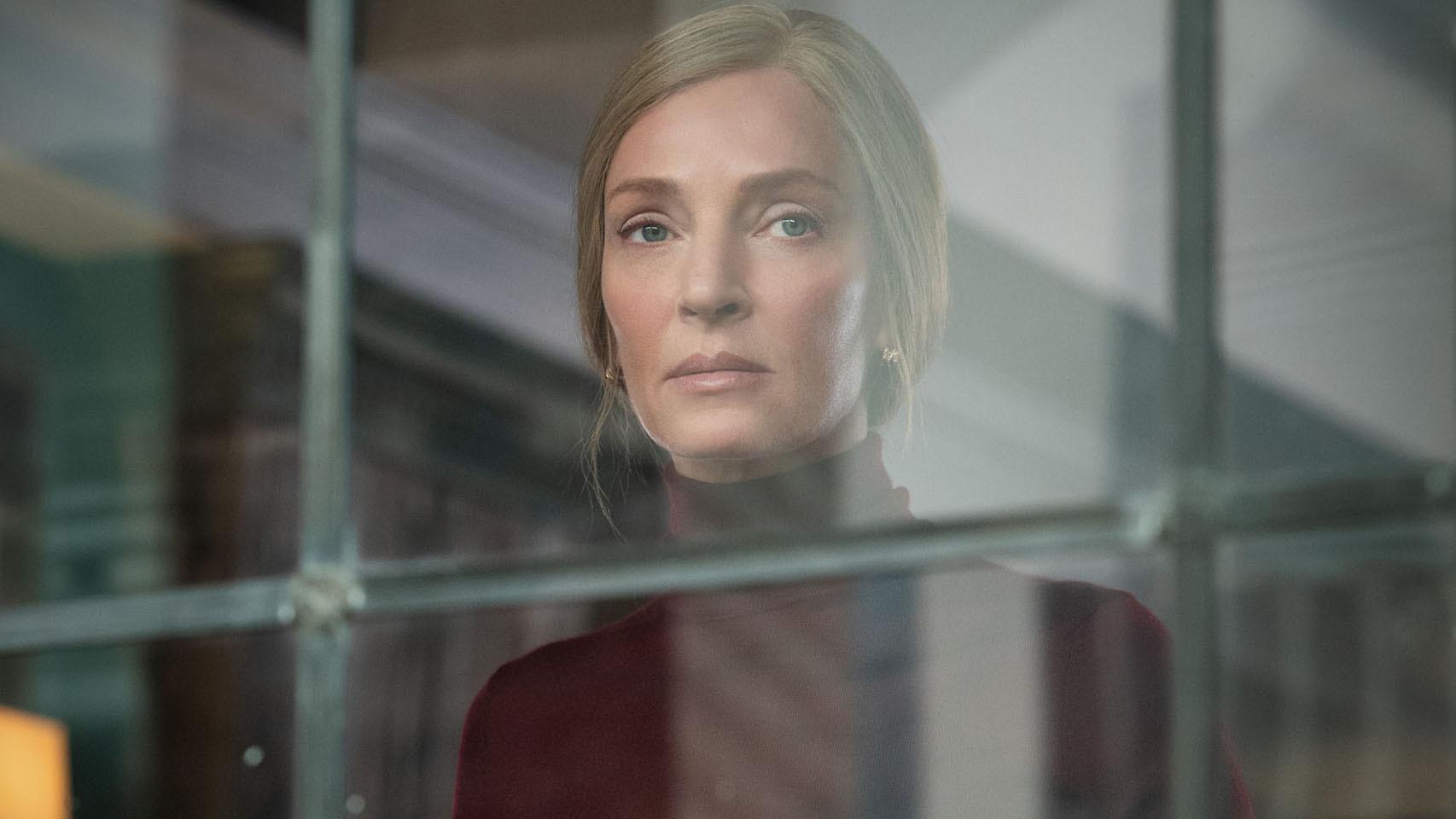 'Sospechosos', al thriller de Apple TV+ con Uma Thurman no le hace un favor la emisión semanal.