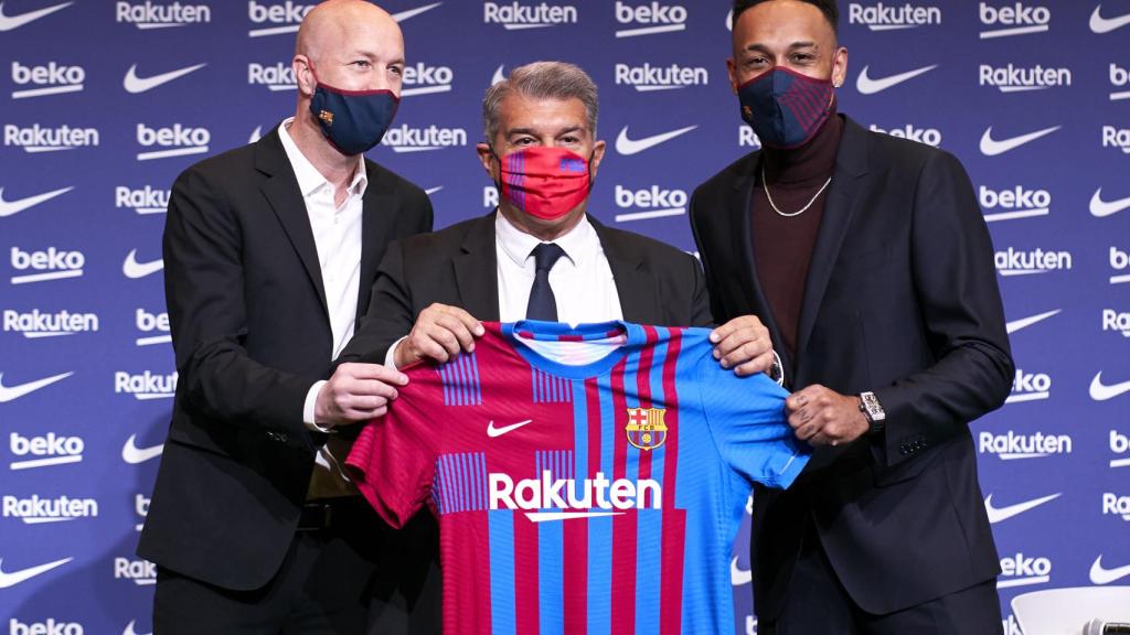 Joan Laporta y Jordi Cruyff en la presentación de Aubameyang