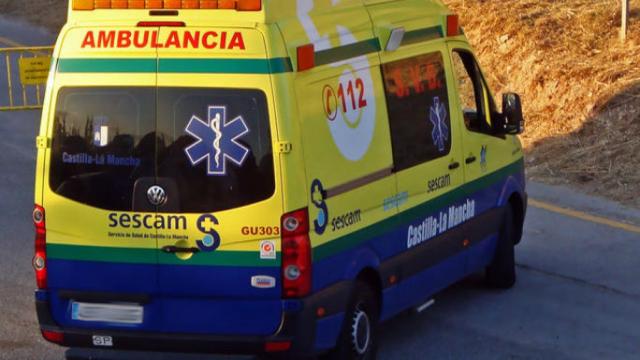 Trasladan al hospital a un hombre de 60 años tras caer de un andamio en Marrupe (Toledo)