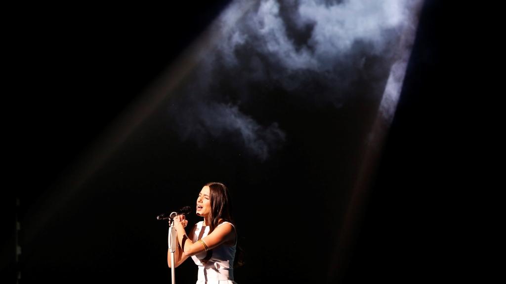 Blanca Paloma, durante su interpretación de 'Secreto de Agua' en Benidorm Fest.