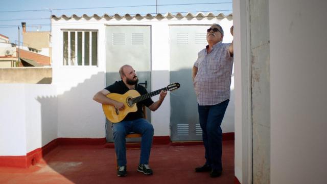 'Canto Cósmico' se mueve a medio camino entre la 'performance' y el retrato íntimo de un personaje discutido