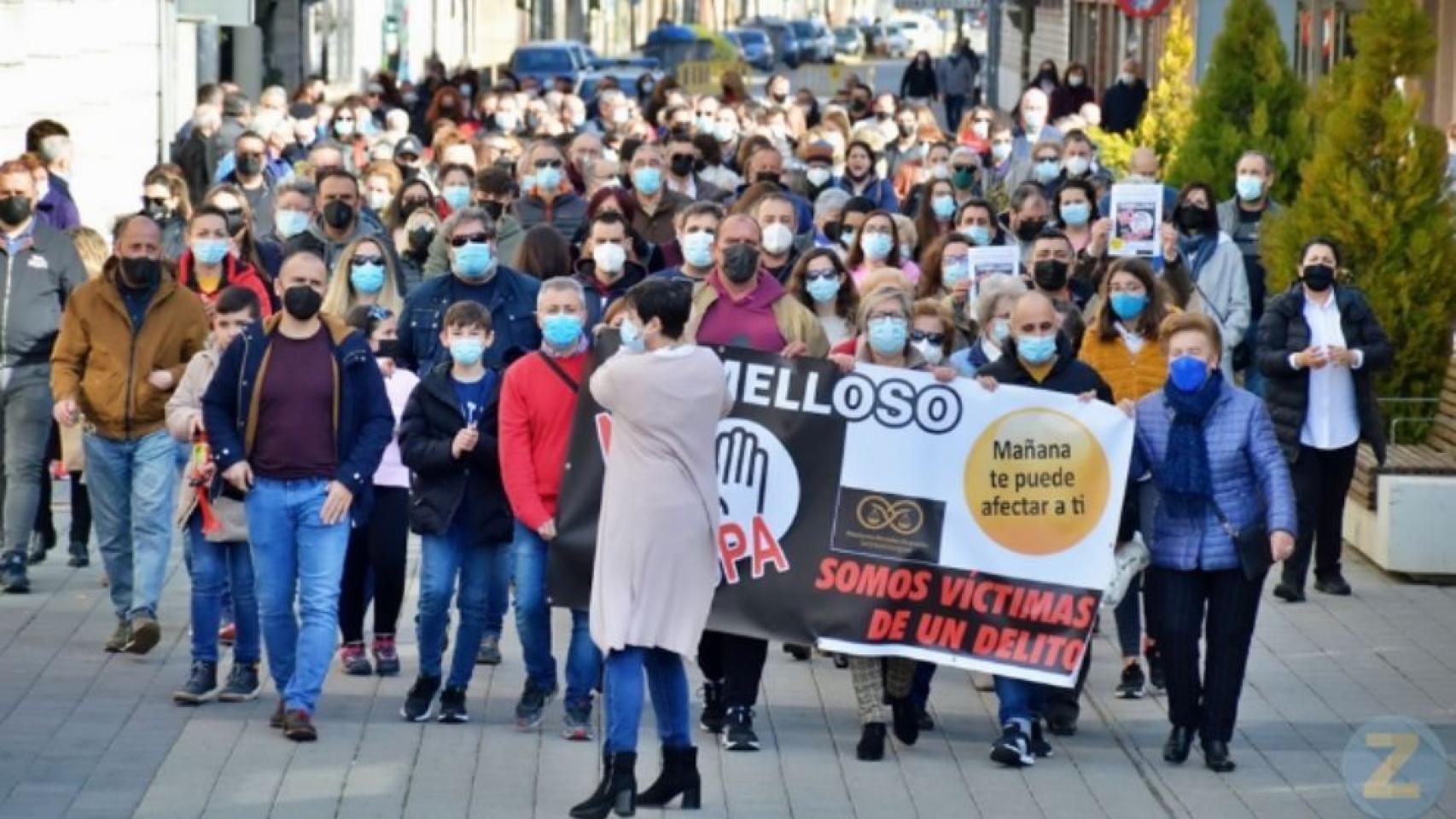Manifestación este domingo en Tomelloso contra la ocupación ilegal de viviendas (Foto: La Voz de Tomelloso)