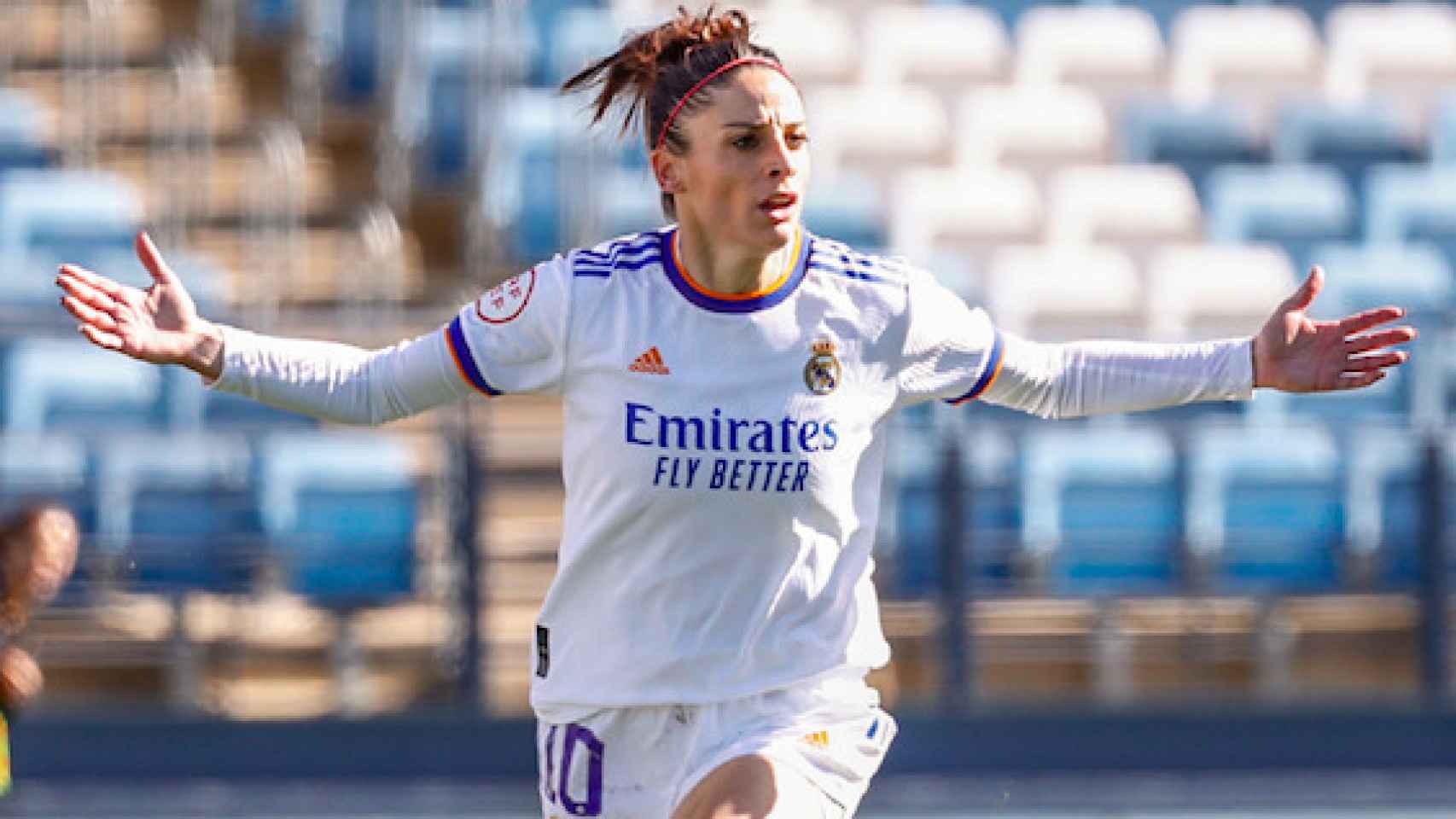 Esther González celebra un gol con el Real Madrid Femenino