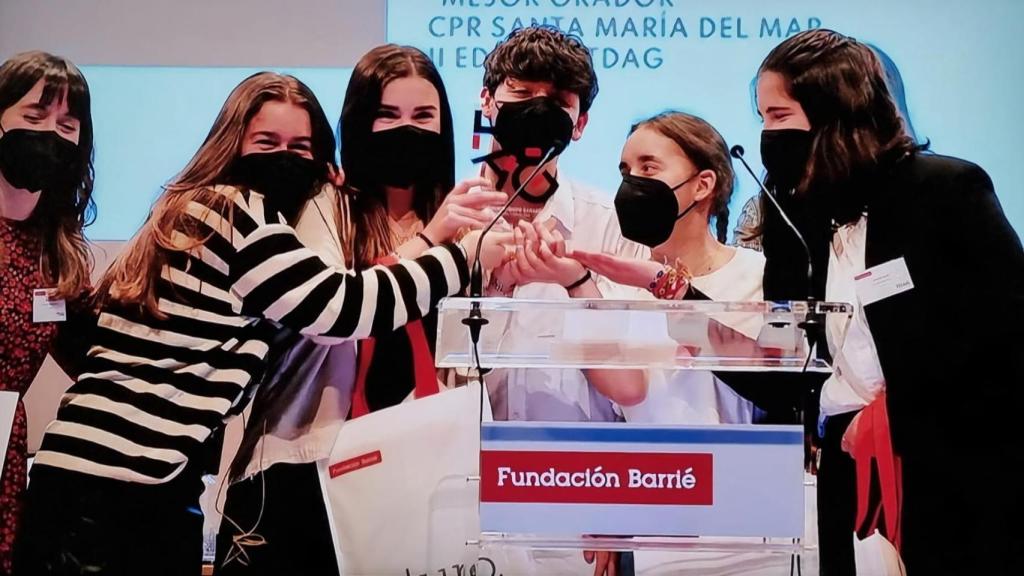 Los estudiantes del IES Rafael Puga Ramón campeones.