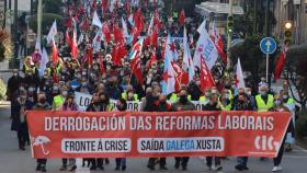 Protesta de la CIG contra la reforma laboral del Gobierno central en Vigo.