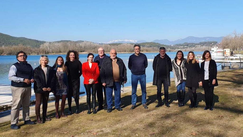 Foto del equipo de Asunción Loriente en la Federación de Remo