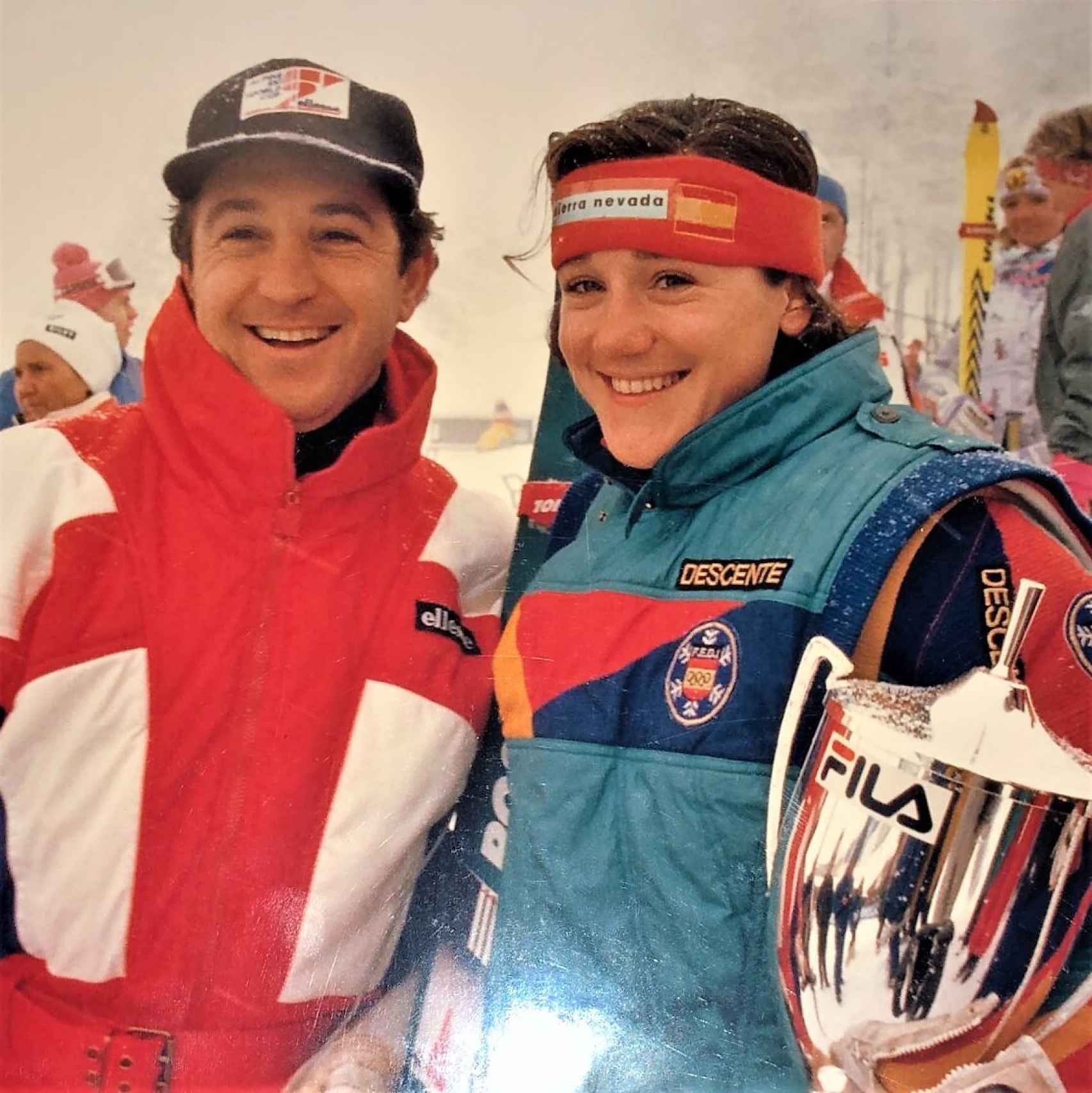 Los esquiadores y medallistas olímpicos Paco y Blanca Fernández Ochoa.