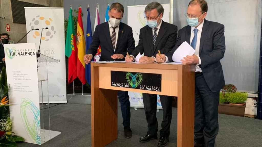 Firma del protocolo de colaboración para el impulso de la Eurocidade Tui-Valença.