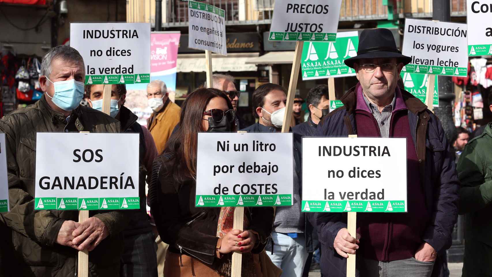 Protesta de Asaja este viernes en Toledo. Fotos: Óscar Huertas