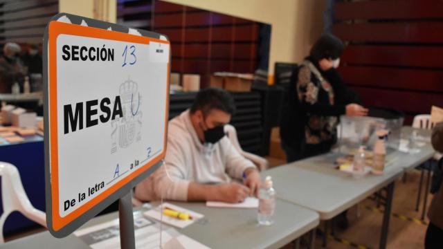 Mesa electoral en Zamora