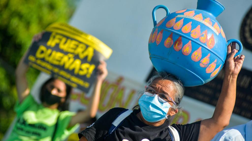 La guerra del agua marchita El Salvador: el acoso de las multinacionales aviva los proyectos de muerte