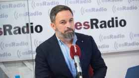 El líder de Vox, Santiago Abascal, este martes en EsRadio.