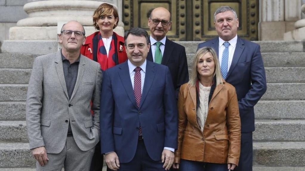 Diputados del Grupo Parlamentario Vasco EAJ-PNV en el Congreso (Foto: EAJ-PNV)