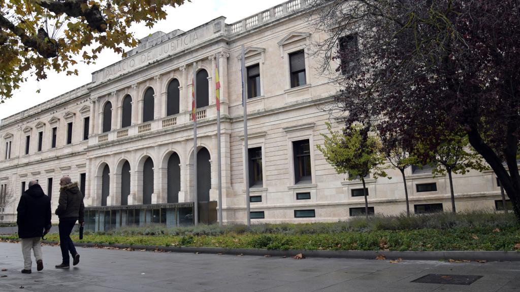 Imagen de archivo de la sede del TSJCyL y de la Audiencia Provincial de Burgos.