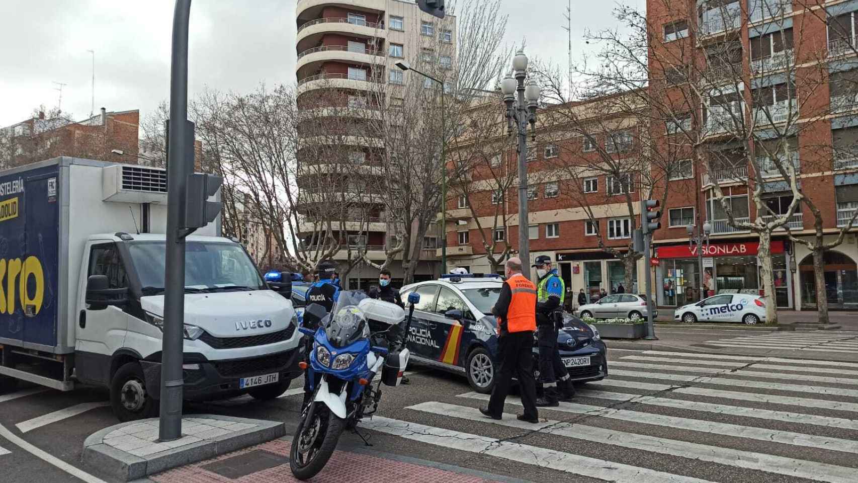 Fallece de un infarto el conductor de una furgoneta mientras circulaba por el Paseo de Zorrilla de Valladolid