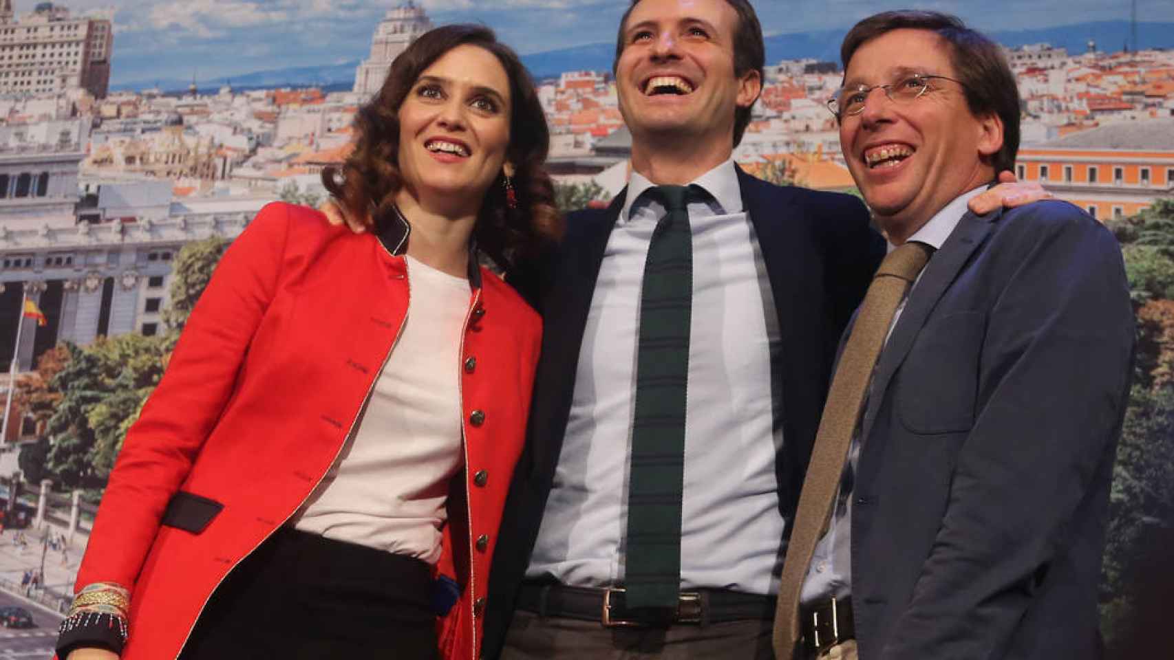 Díaz Ayuso, Casado y Martínez Almeida, en el epicentro de la crisis del PP.