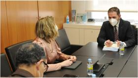 Mato se reunió en Madrid con la presidenta de Adif.
