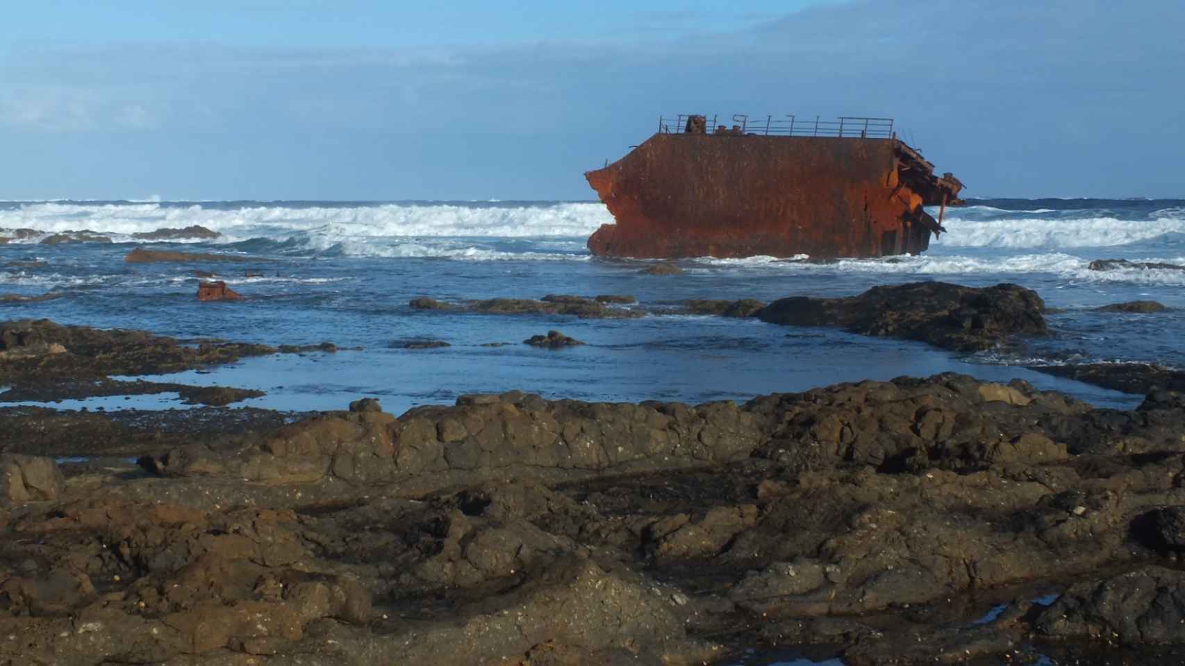 Un barco varado en las Islas Salvajes.