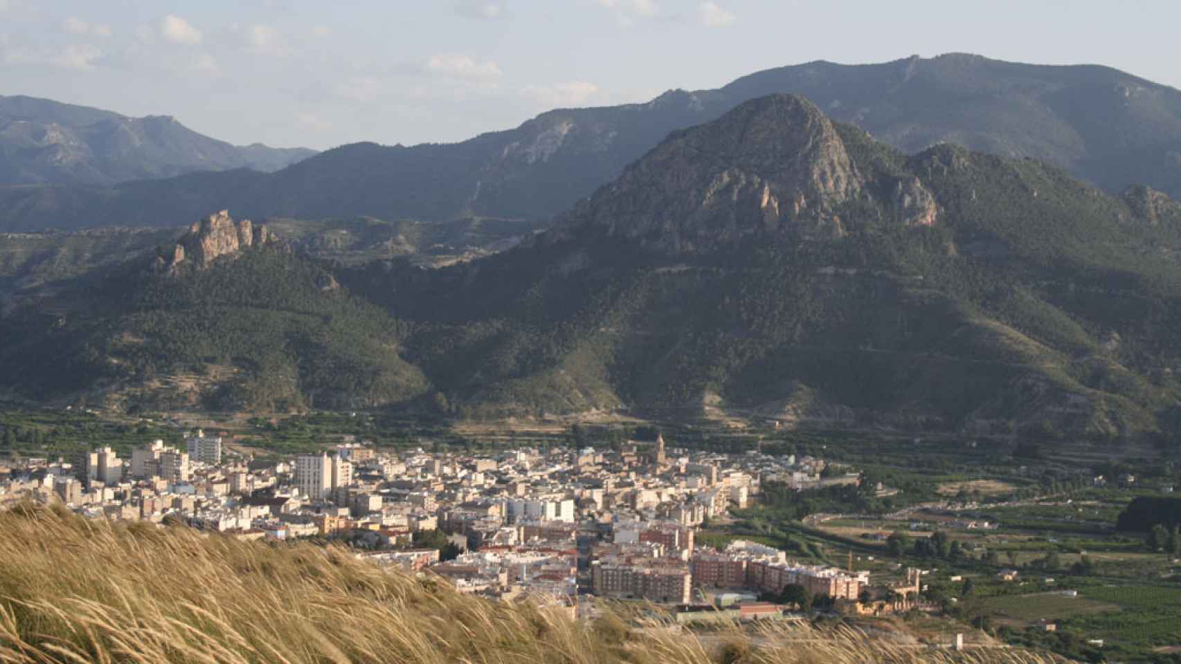 Cieza, el pueblo de García Egea, visto desde la sierra de Ascoy, en Murcia.